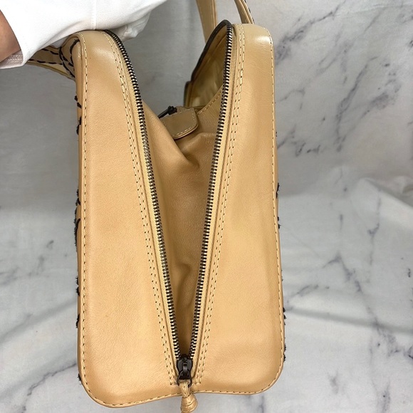 CHANEL Surpique Wild Stitch With Pouch - Picture 10 of 17